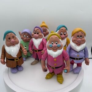 Vintage Disney Snow White And The Seven Dwarfs Figures